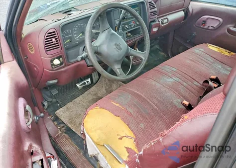 1998 Chevrolet Gmt-400 C1500 z USA, uszkodzony, nr VIN 1GCEC14W2WZ276024